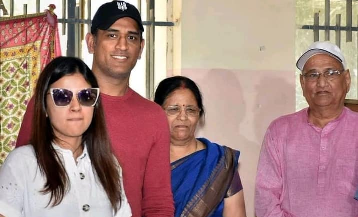 MS Dhoni Family